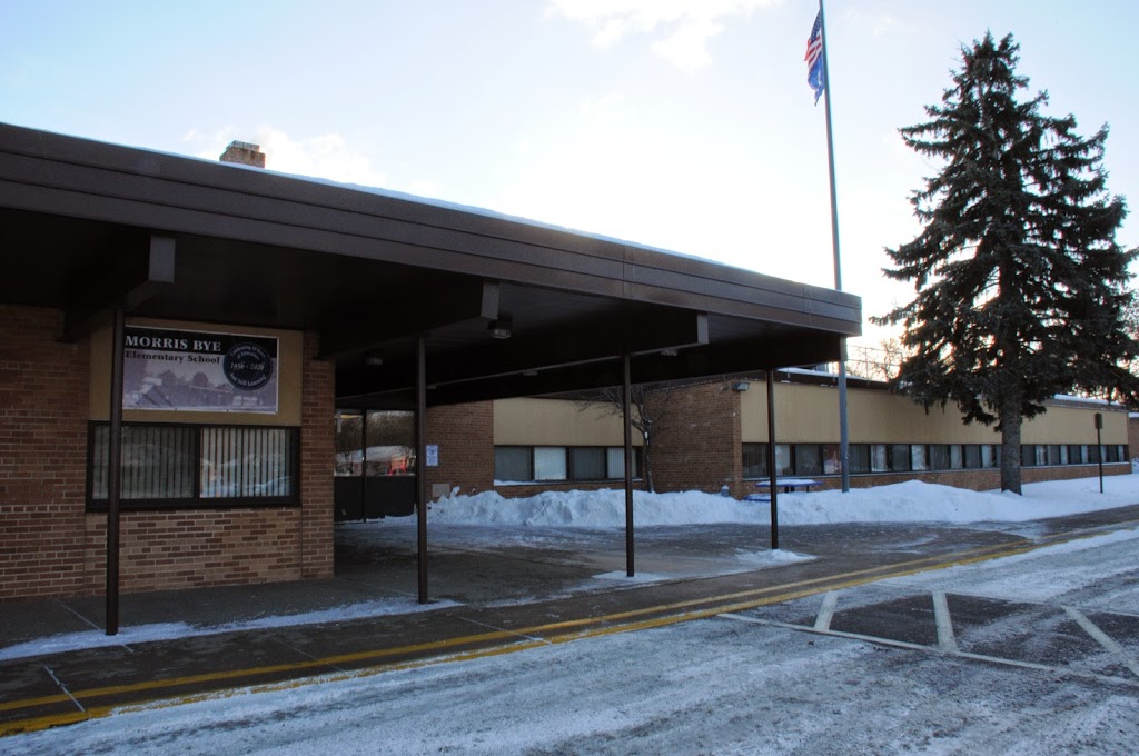 Front entrance of Morris Bye Elementary School